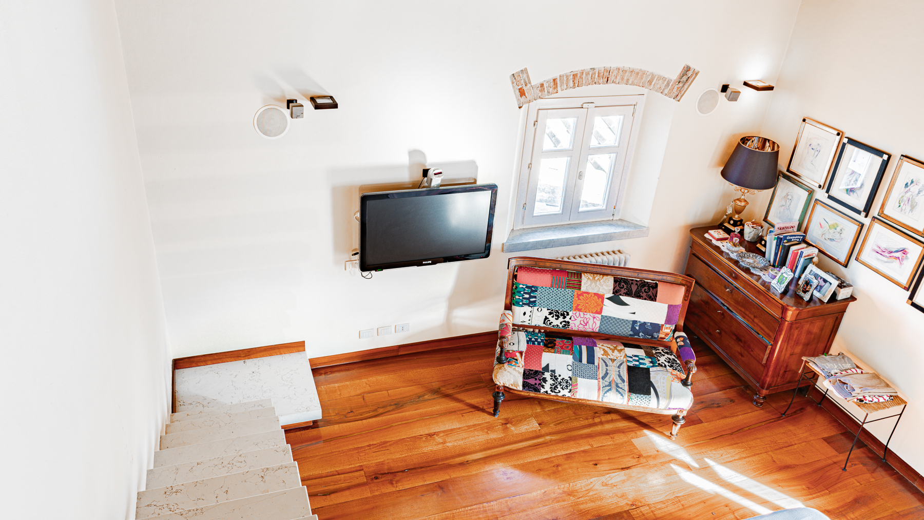 Big Image 37