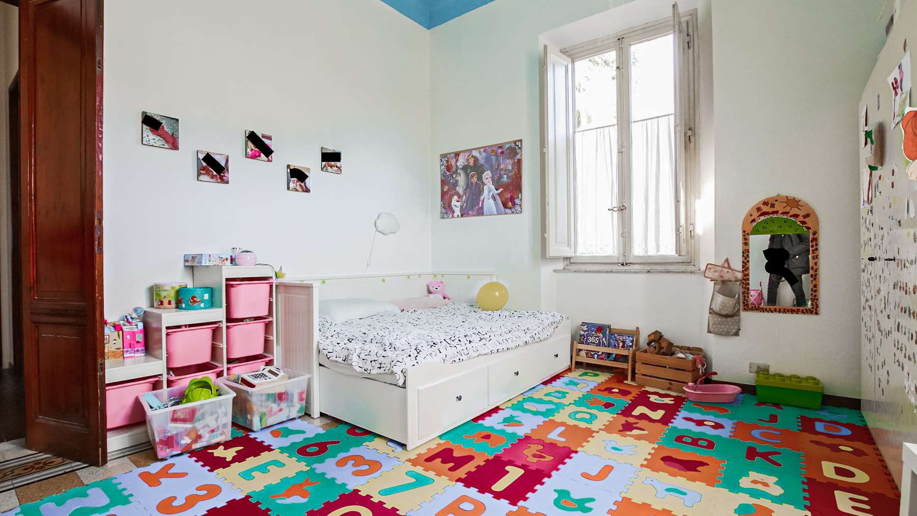 Big Image 23