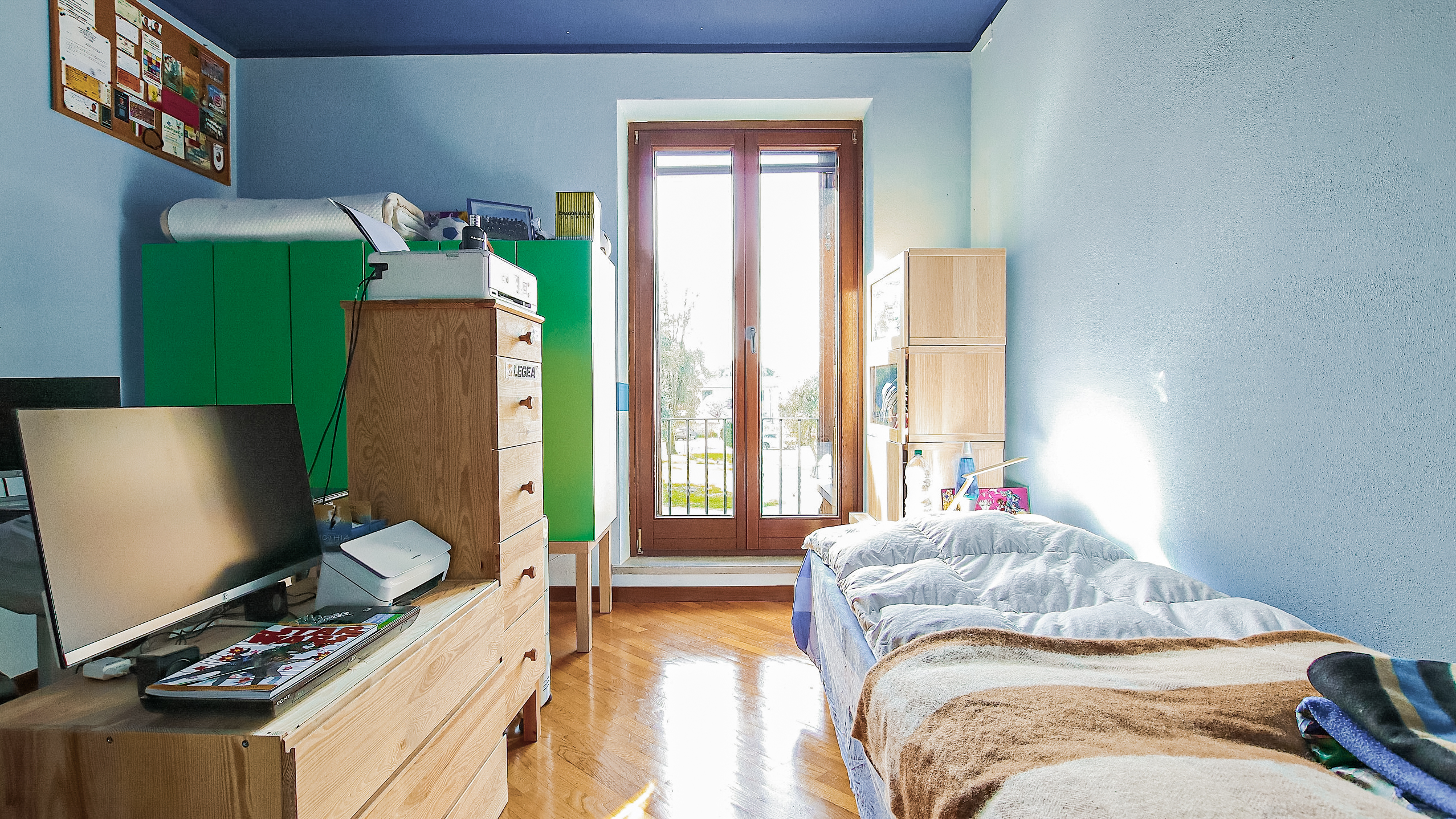 Big Image 28