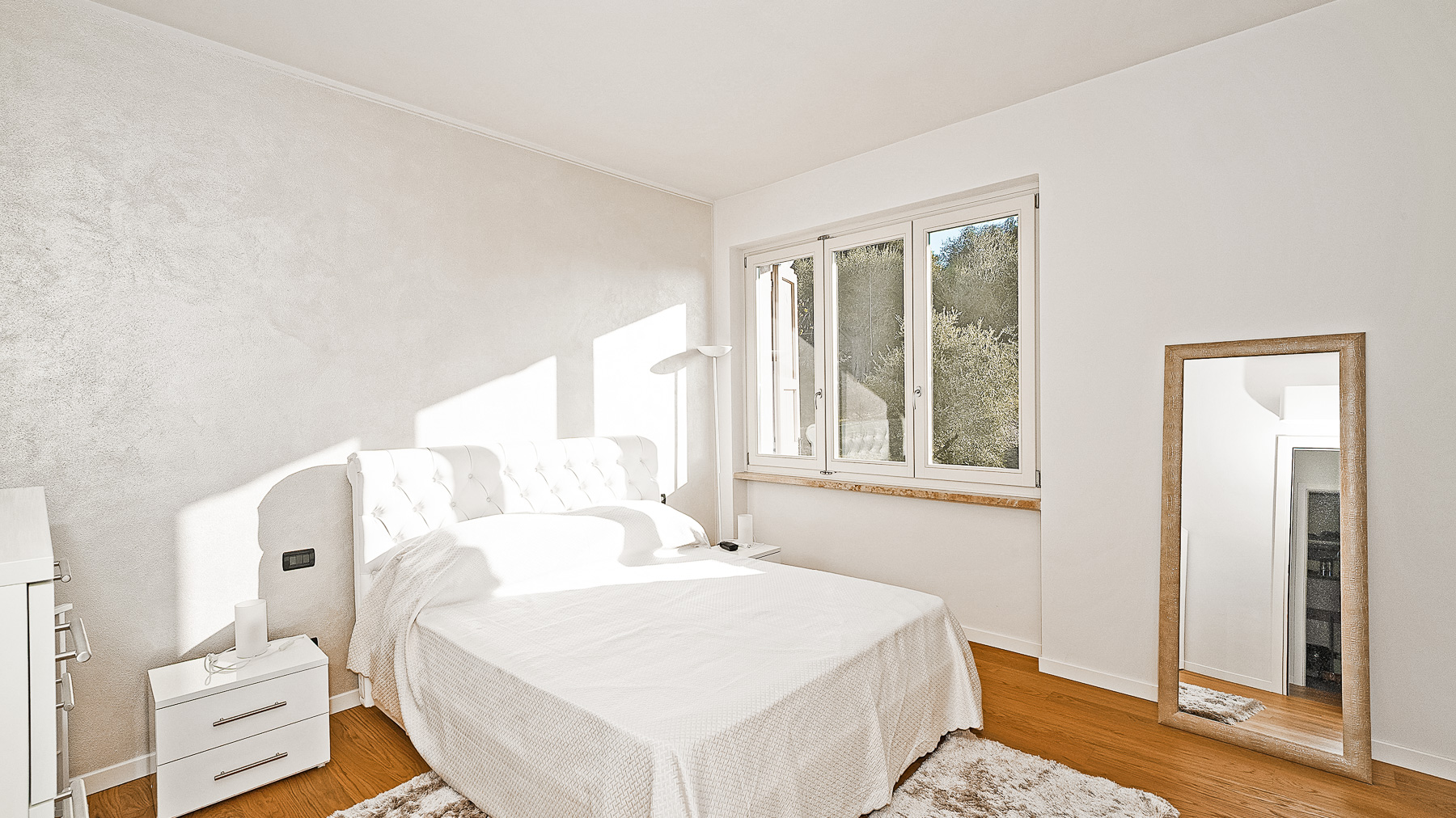 Big Image 14