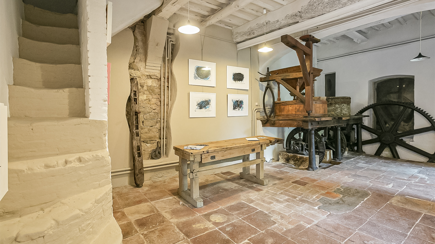Big Image 14
