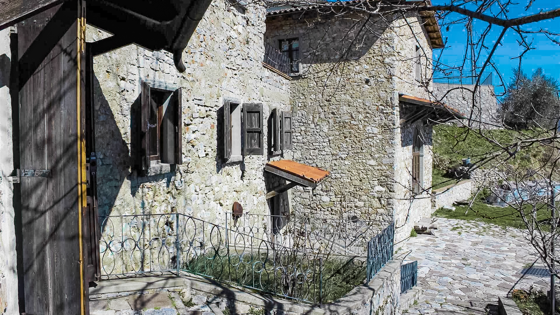 Big Image 14