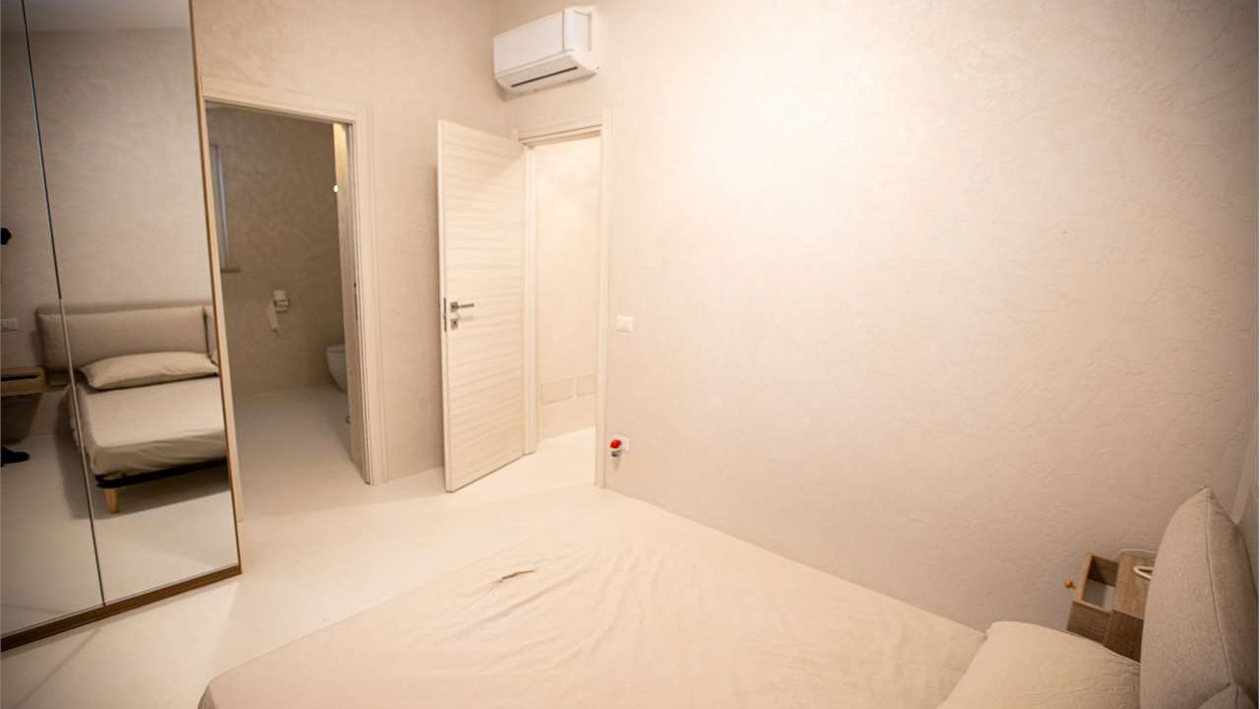Big Image 14