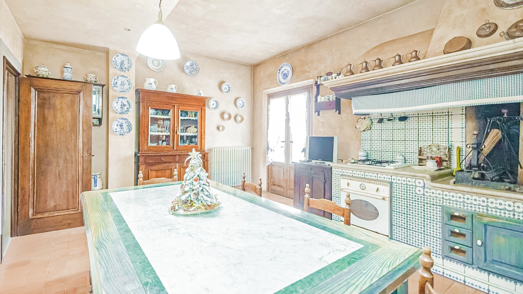 Big Image 27