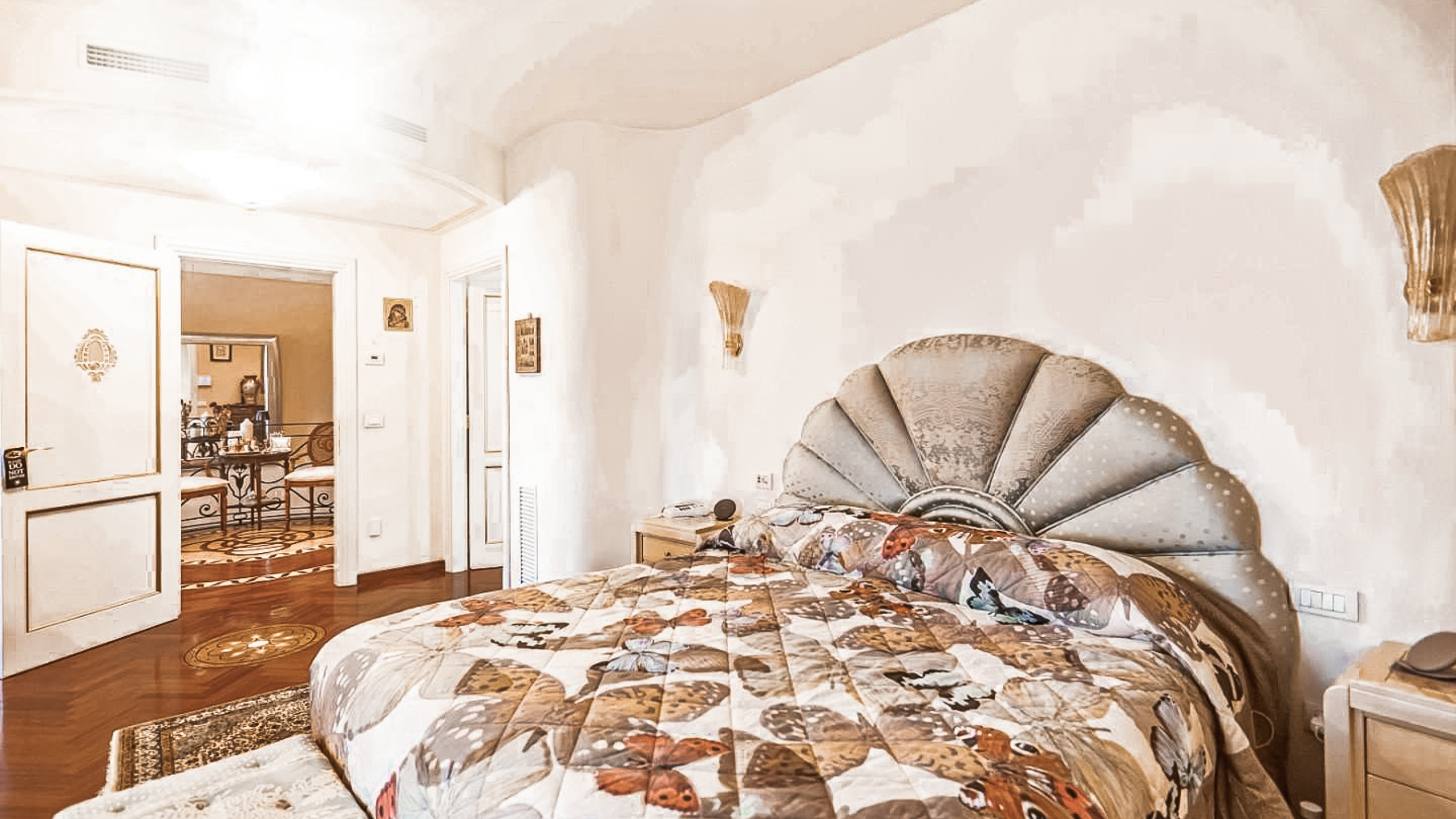 Big Image 16