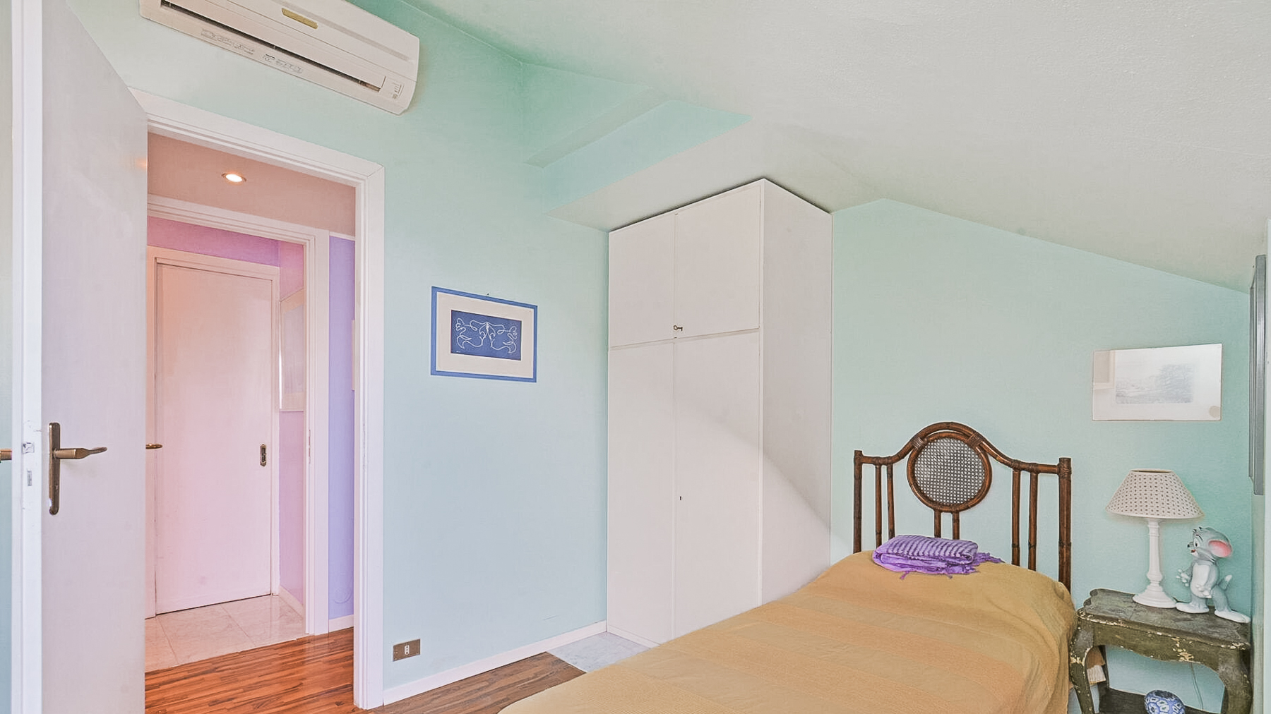 Big Image 14