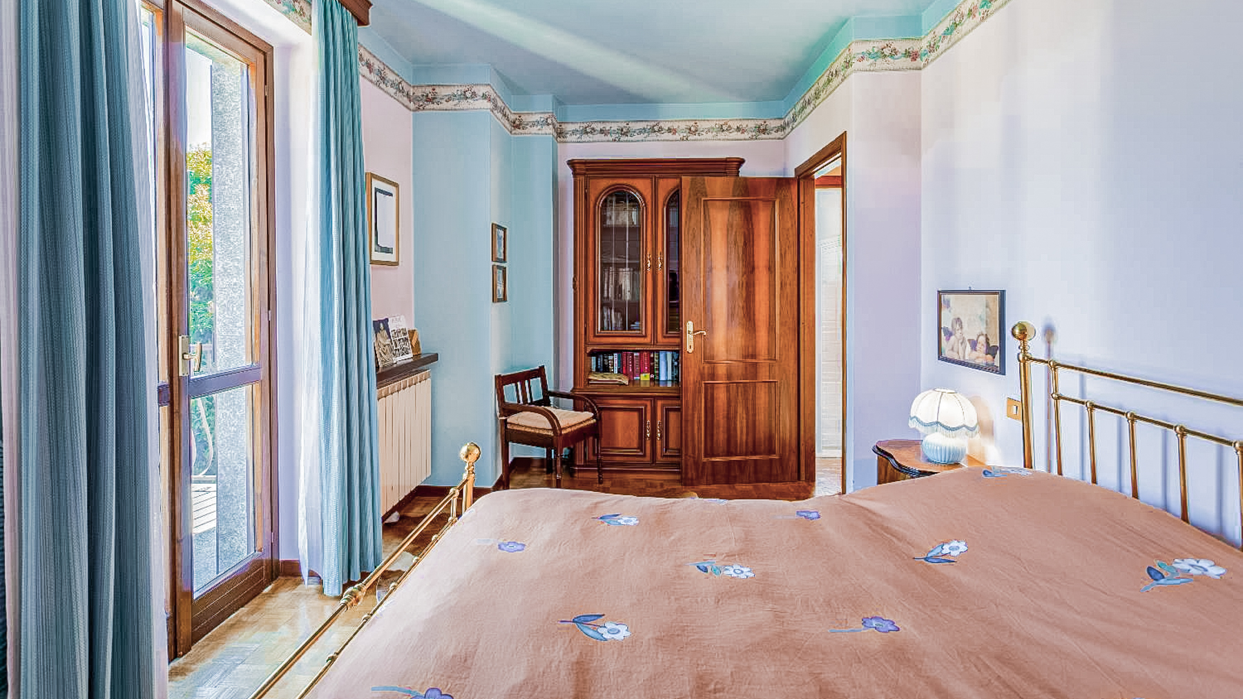 Big Image 14