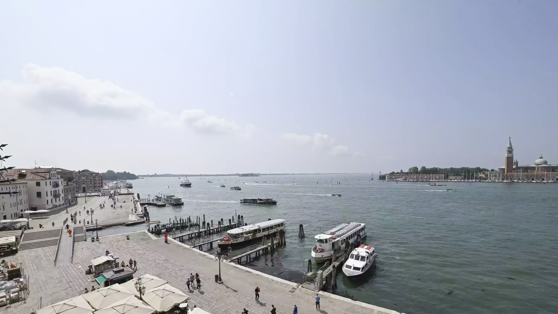 Big Image 15